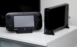 Wii U Console - Deluxe Black 32GB Screenthot 2